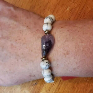 Arizona Jean's co. NWT stretch  beaded‎ bracelet